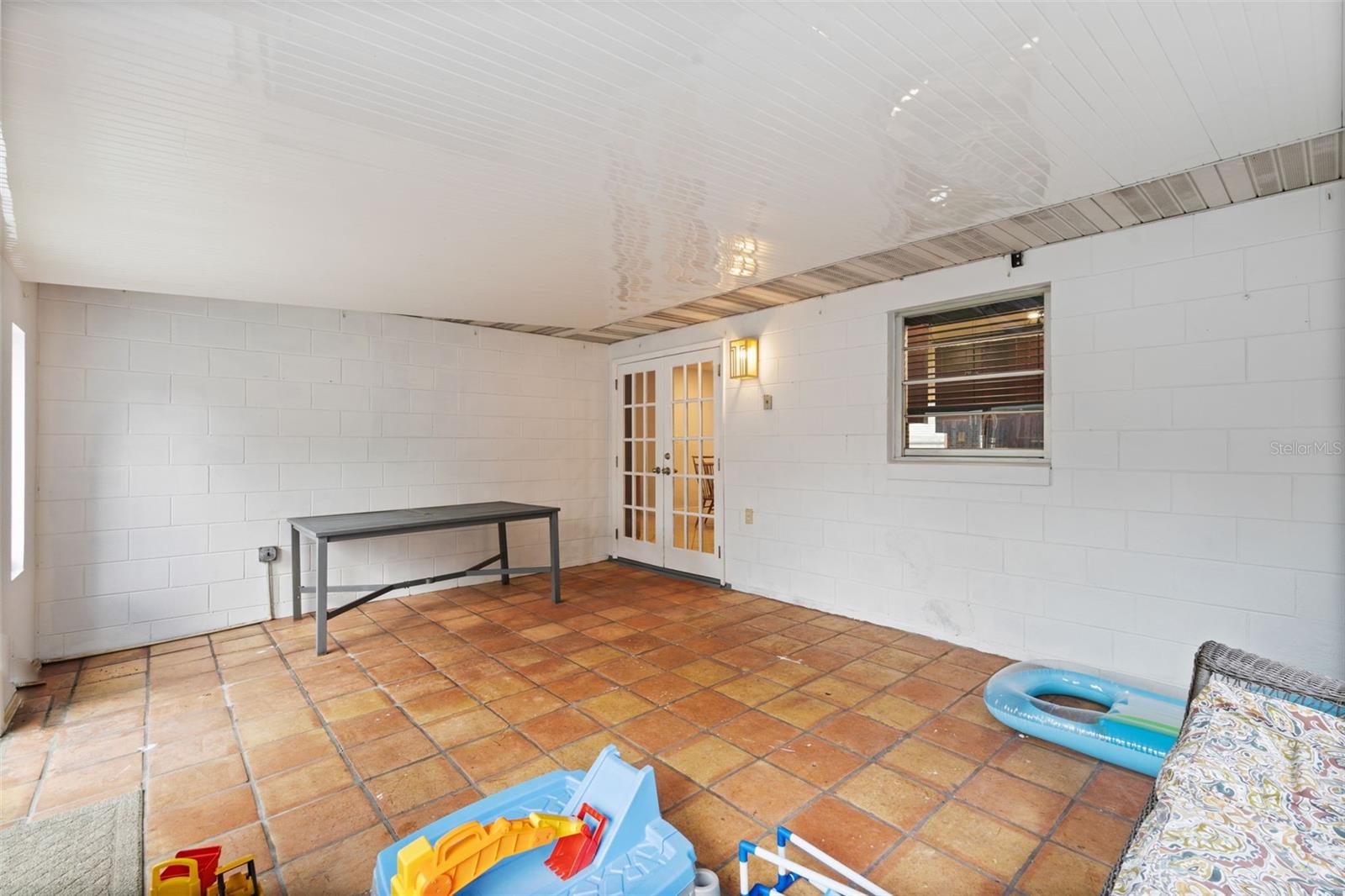 SANDALWOOD - Residential