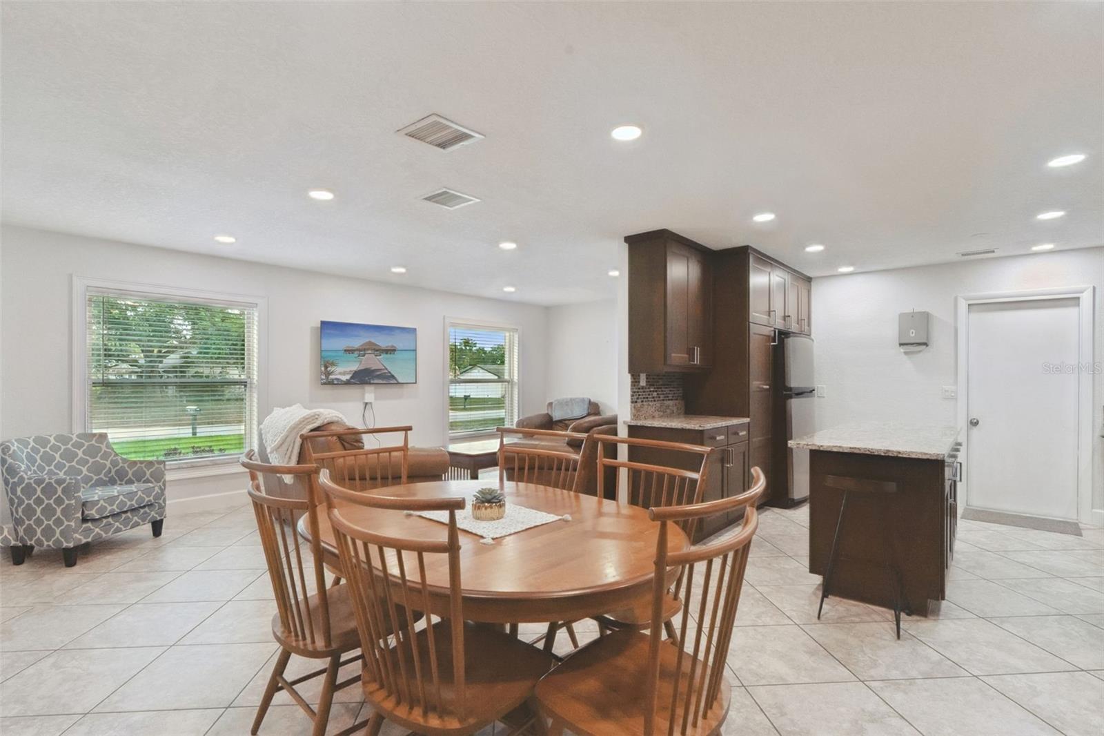 SANDALWOOD - Residential