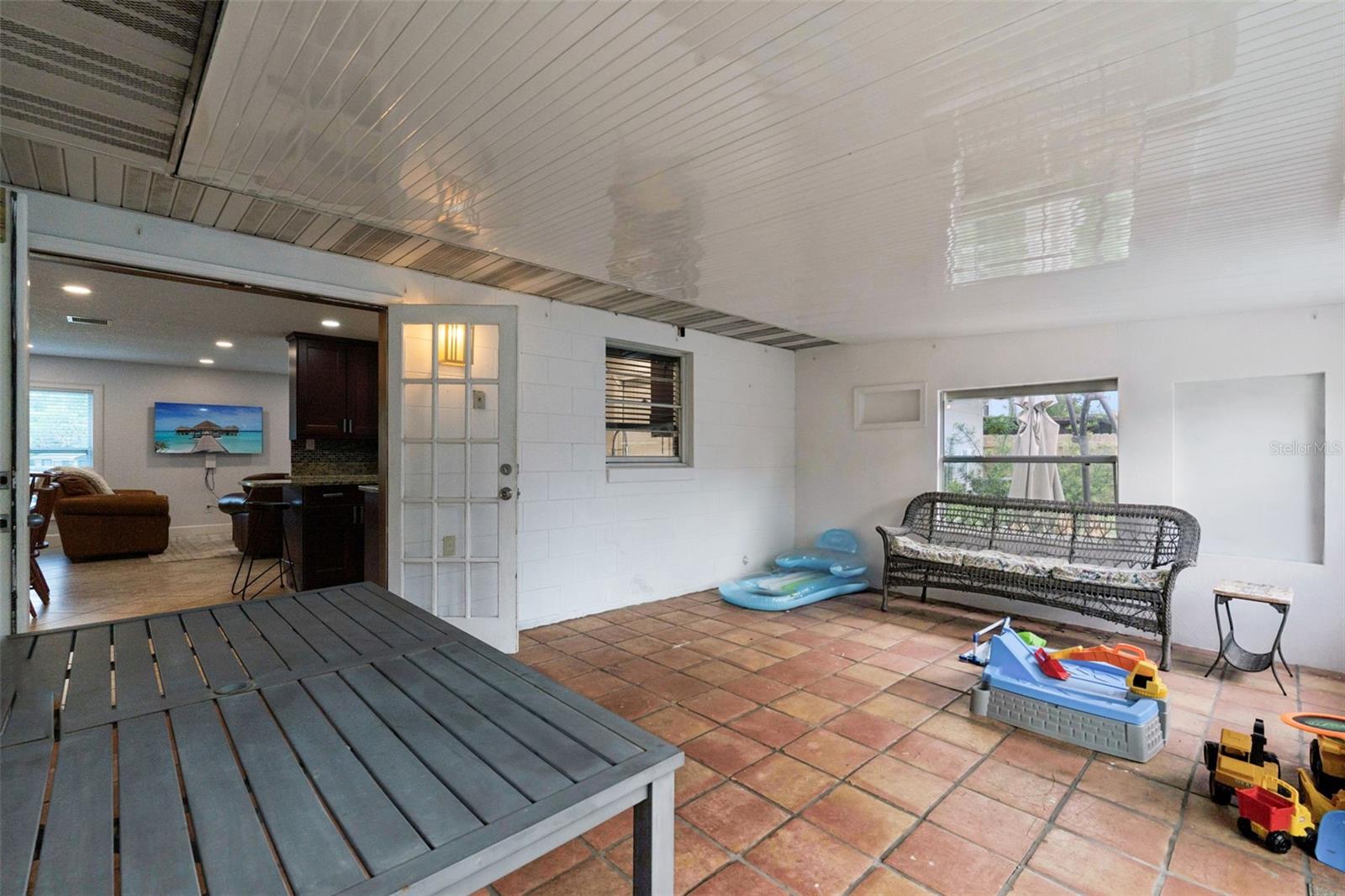 SANDALWOOD - Residential