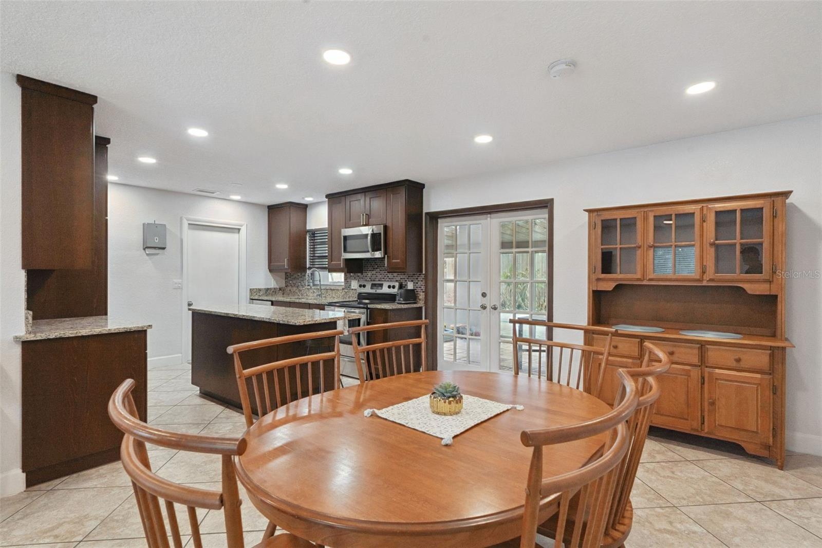 SANDALWOOD - Residential