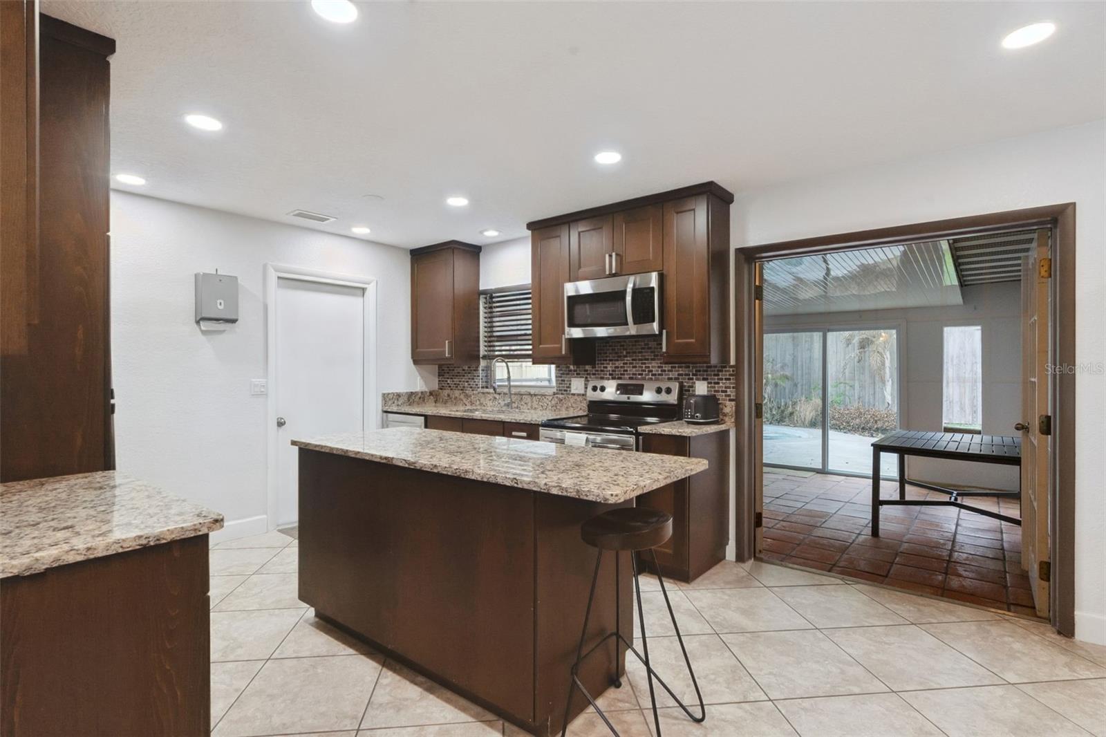 SANDALWOOD - Residential