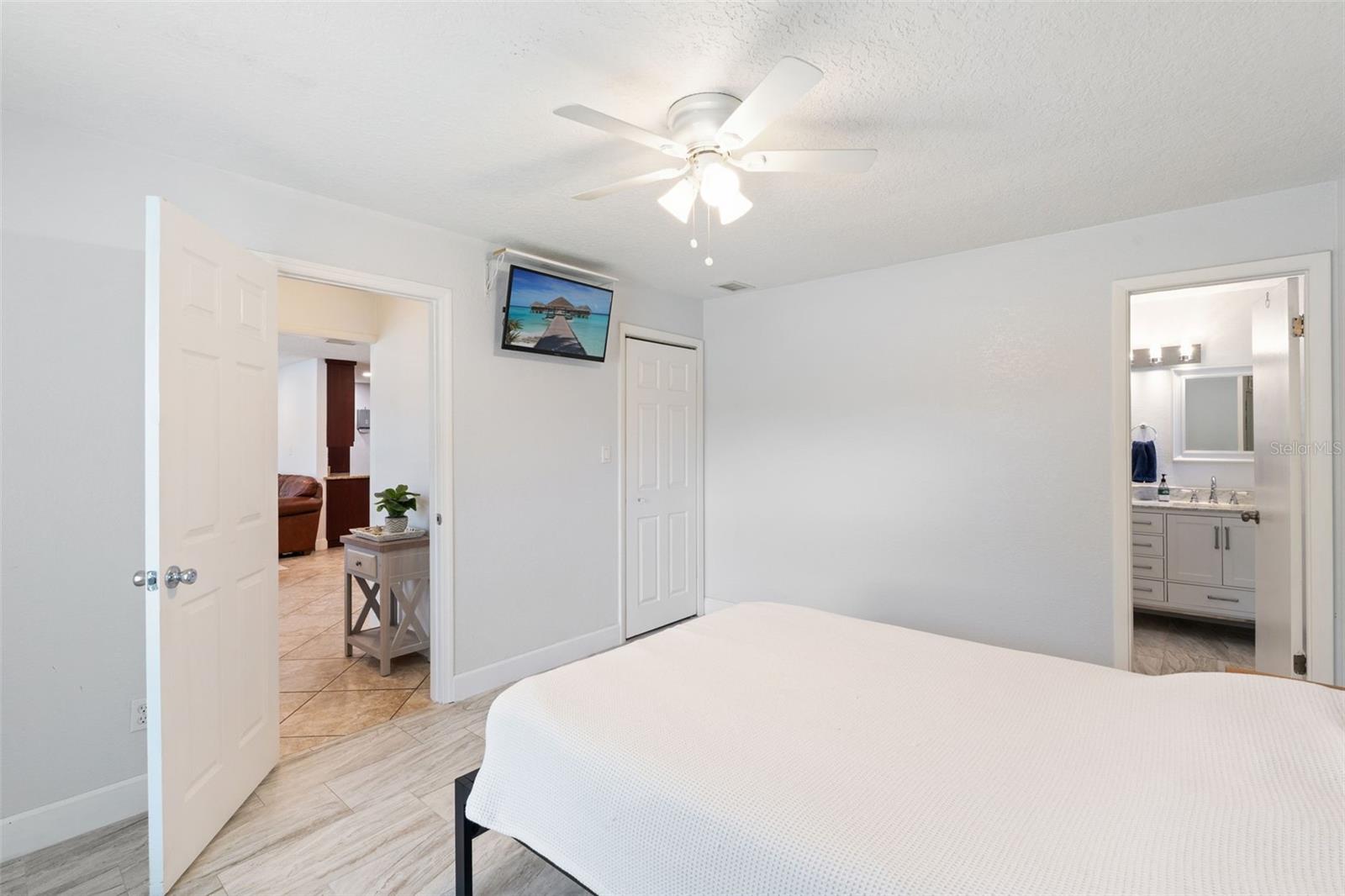 SANDALWOOD - Residential