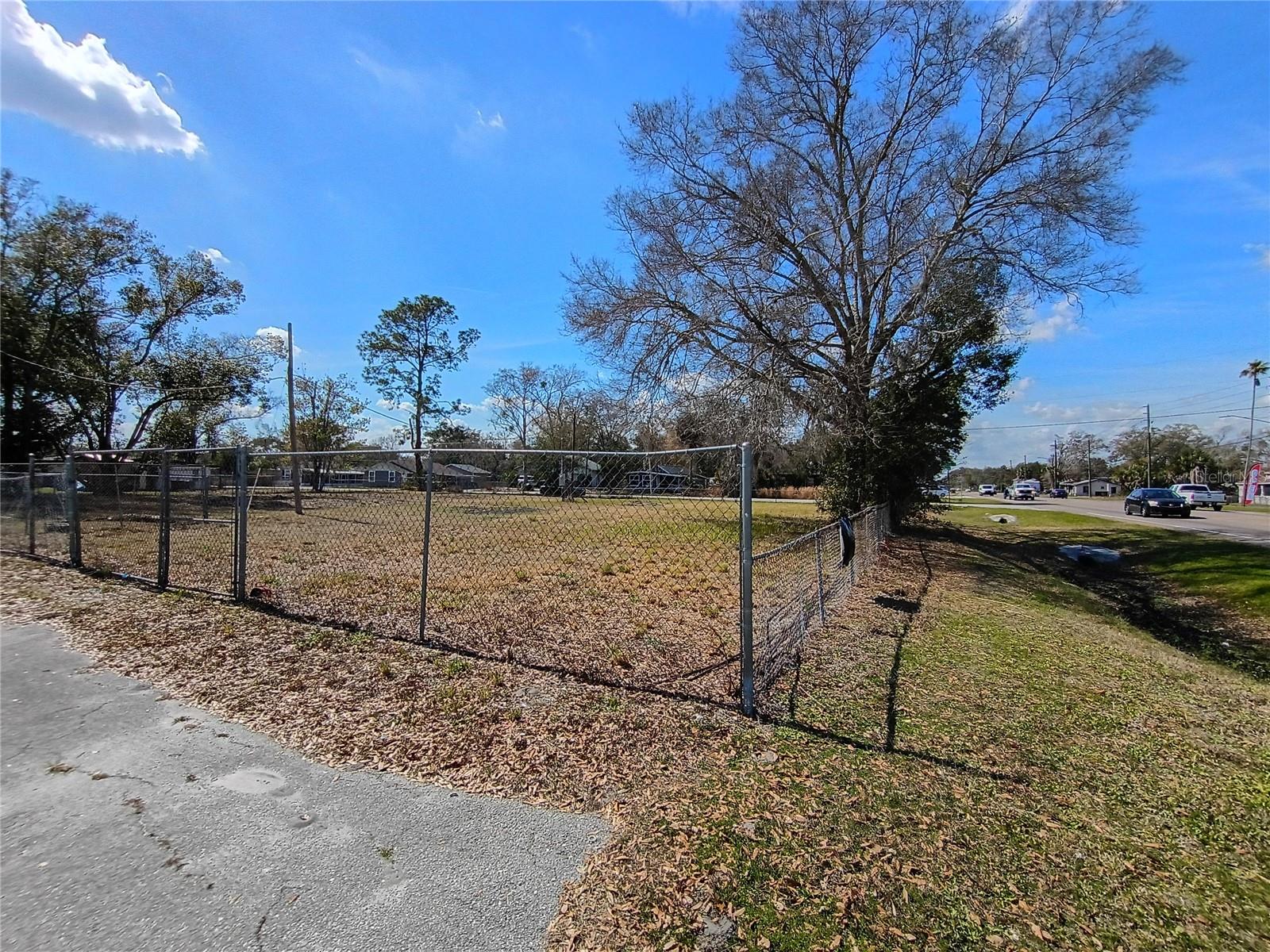 INTEROCEAN CITY SEC A - Land