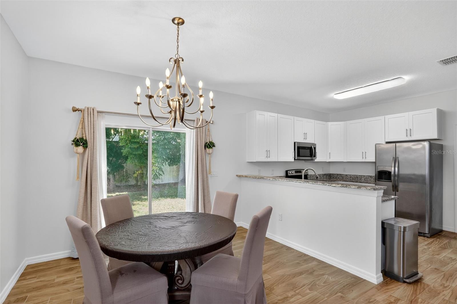 LONE PINES - Residential