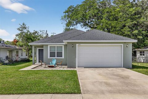 Photo of 246 Pineview Drive, Oviedo, FL 32765 (MLS # O6396668)