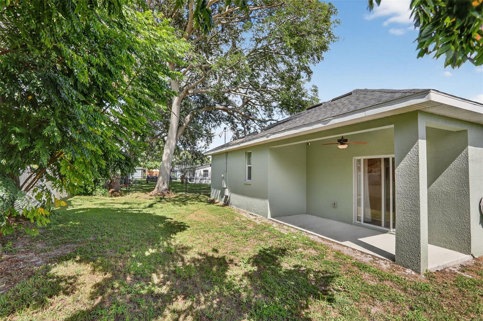 LONE PINES - Residential