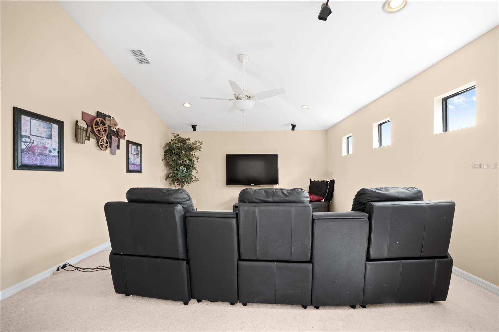 OAK LNDG - Residential