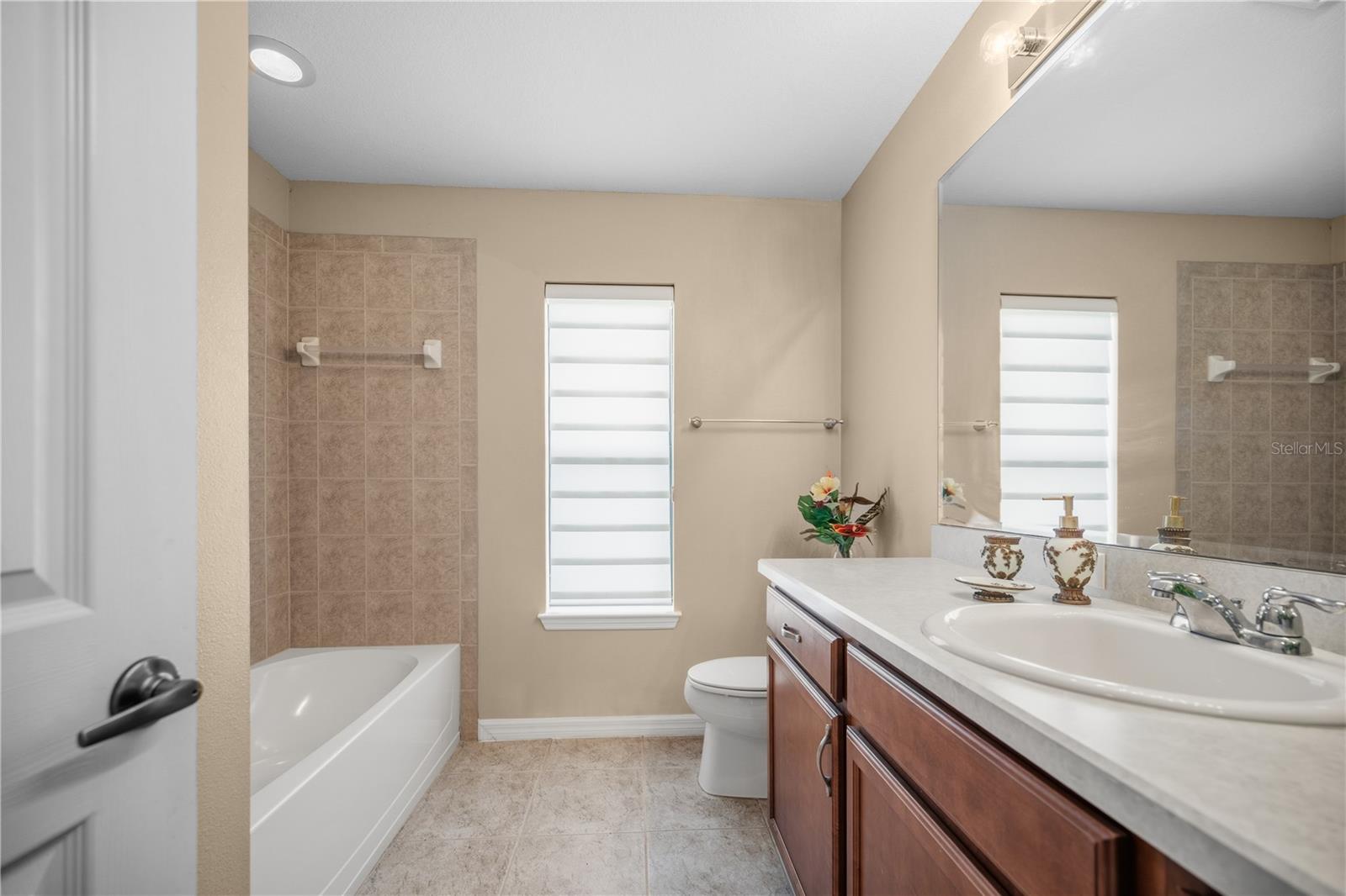 OAK LNDG - Residential