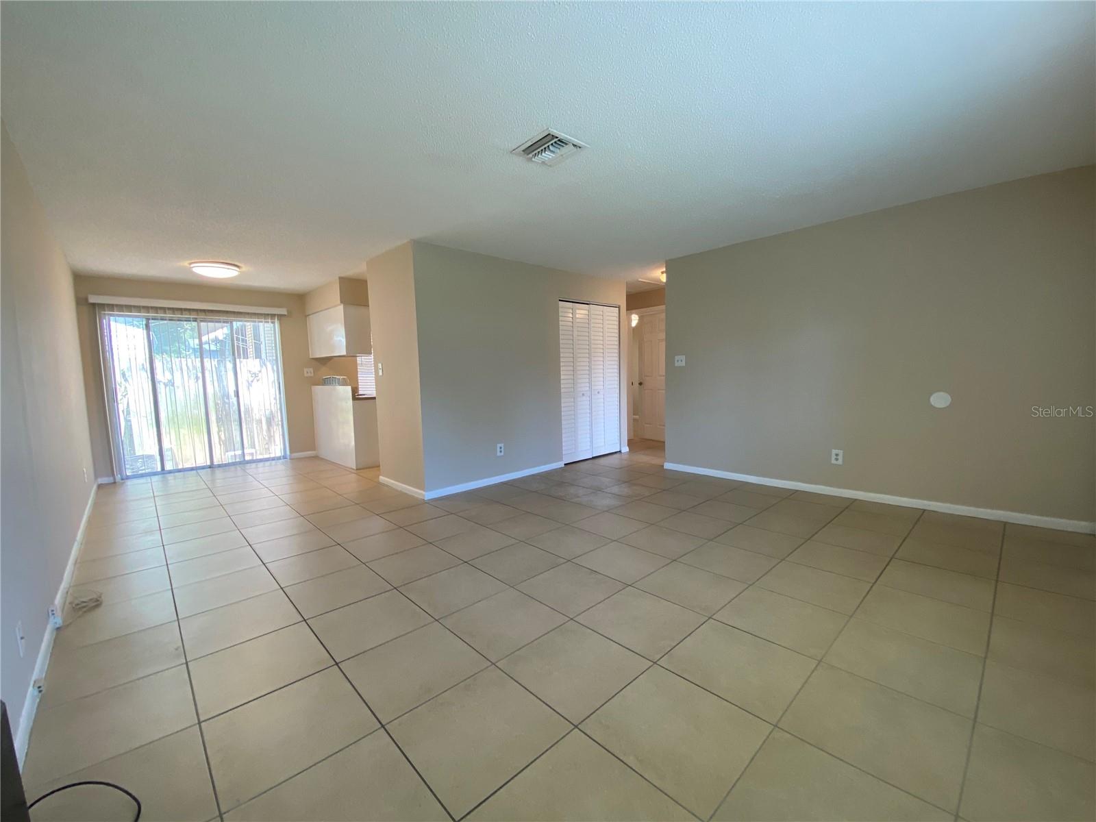 WEST HIGHLANDS - Residential Lease