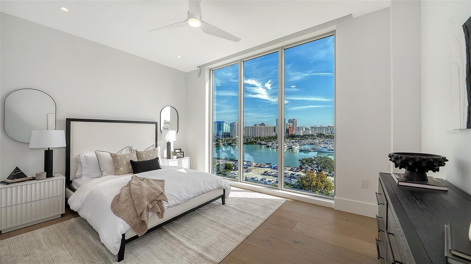 PENINSULA SARASOTA - Residential