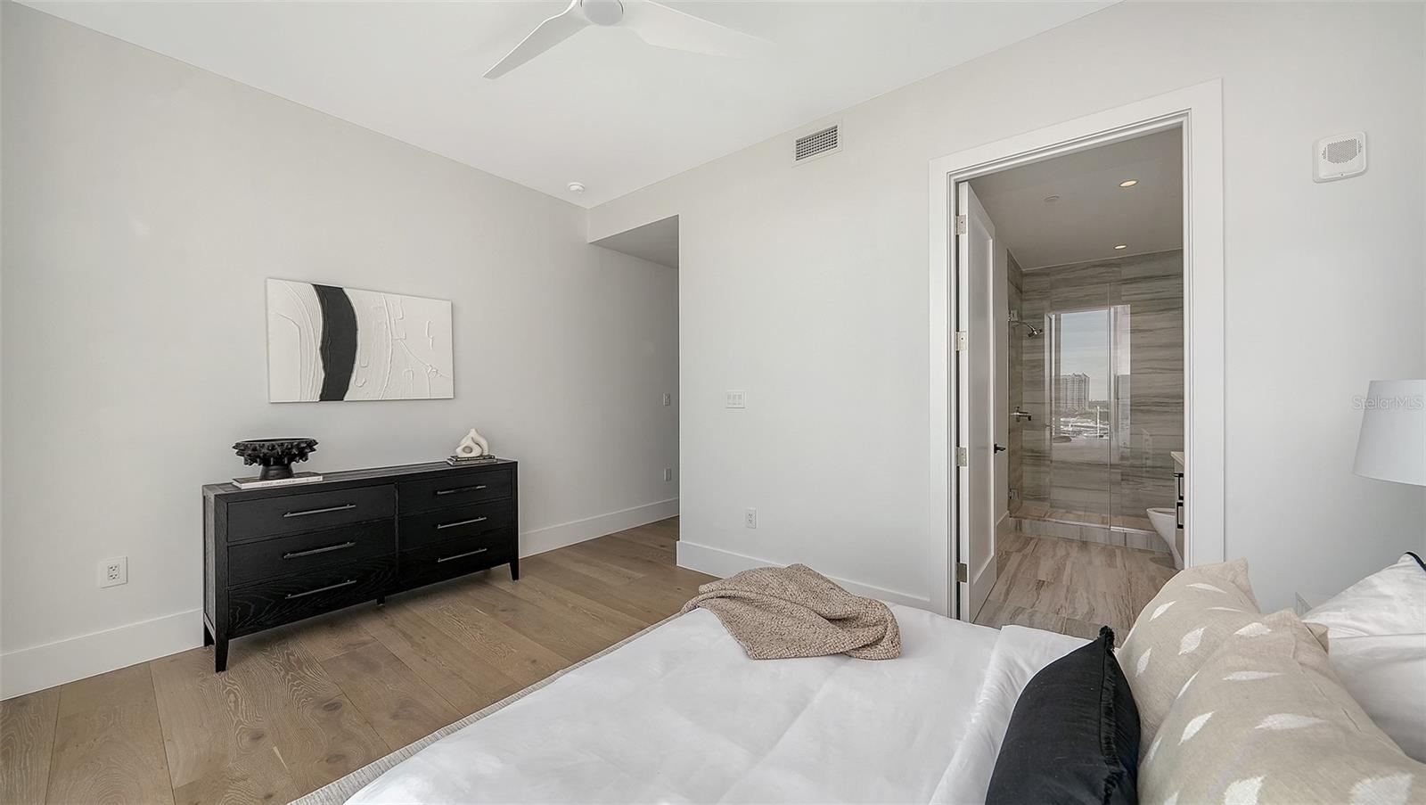 PENINSULA SARASOTA - Residential