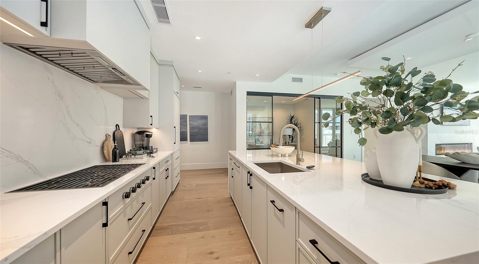 PENINSULA SARASOTA - Residential