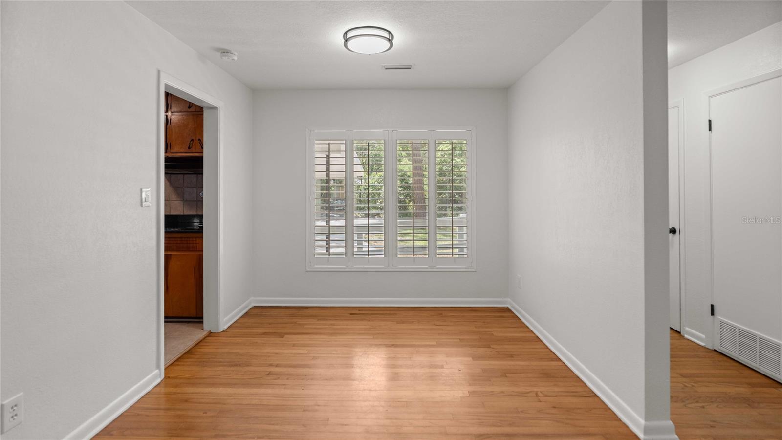 MASON MANOR - Residential