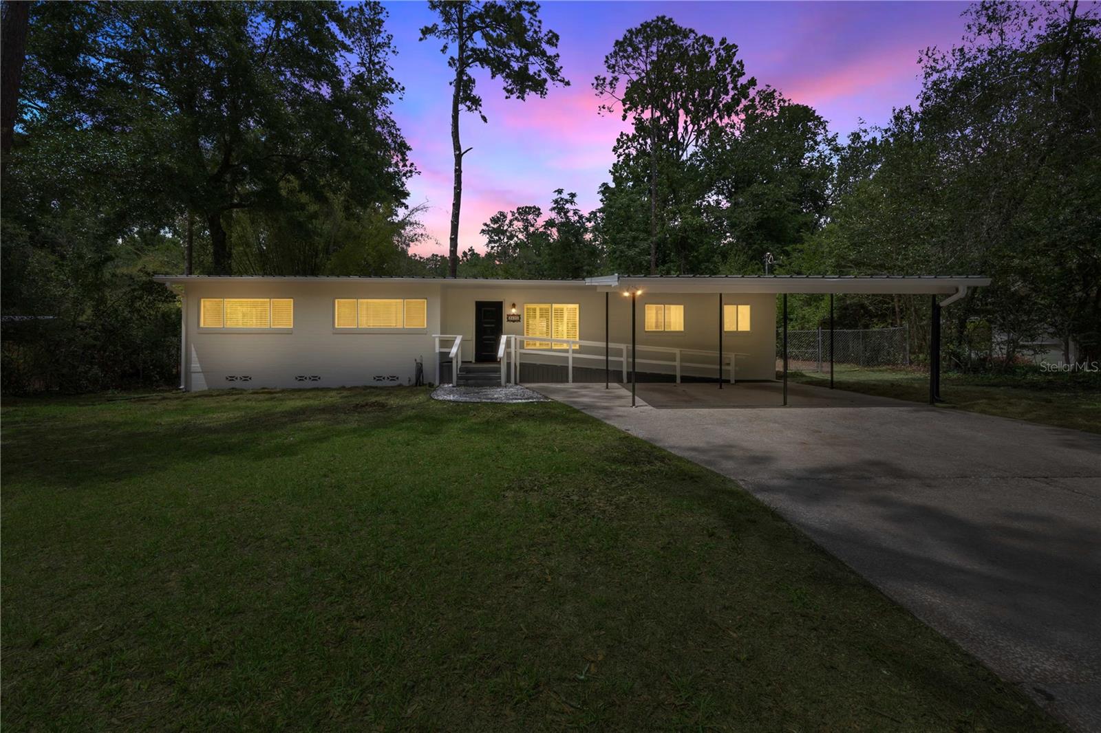 MASON MANOR - Residential