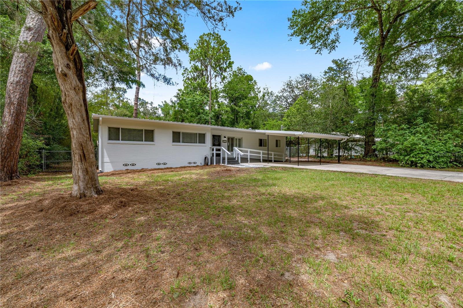 MASON MANOR - Residential