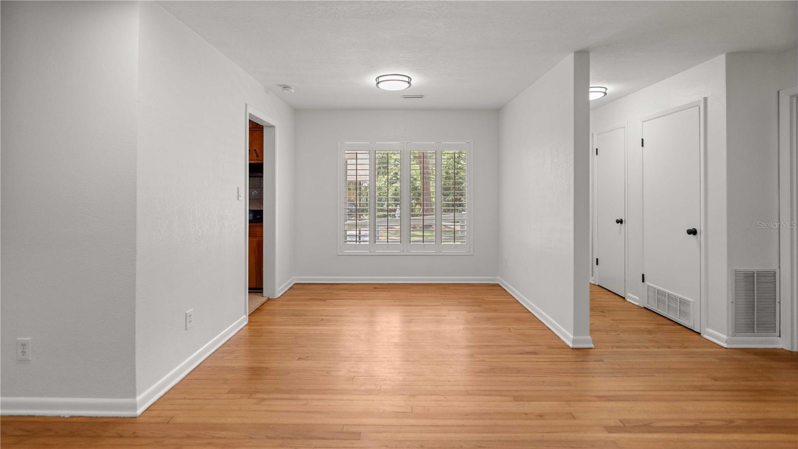 MASON MANOR - Residential