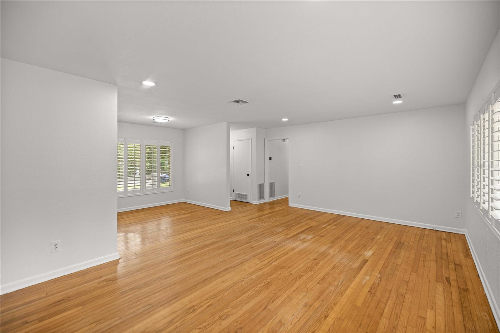 MASON MANOR - Residential
