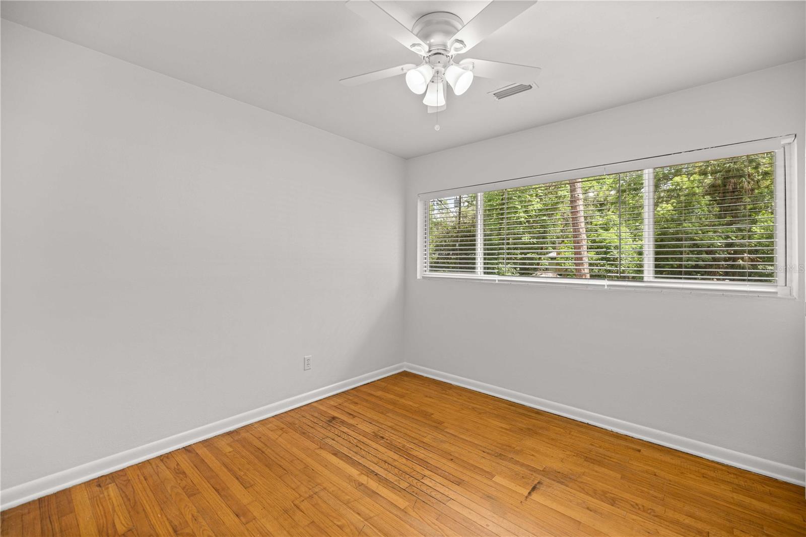 MASON MANOR - Residential