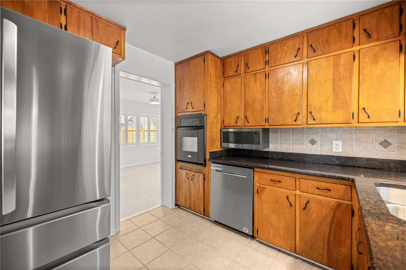 MASON MANOR - Residential