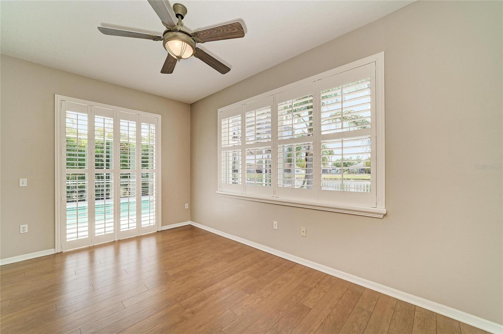 RIVERWALK VILLAGE CYPRESS BANKS SP H - Residential