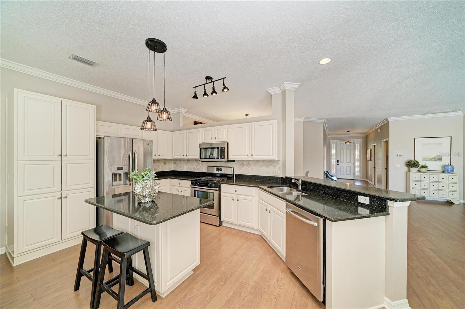 RIVERWALK VILLAGE CYPRESS BANKS SP H - Residential