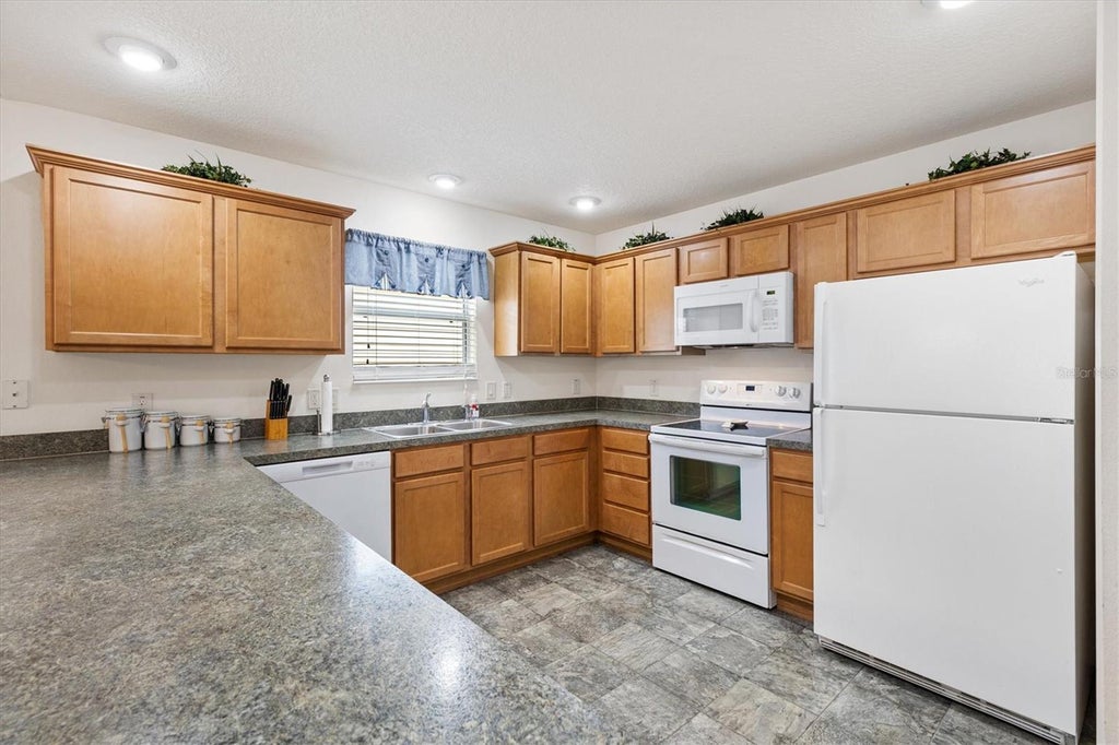 Photo of 2192 Shanewood Court, The Villages, FL 32162 (MLS # G5116383)