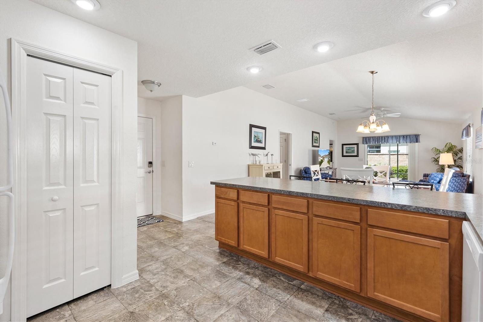 2192 SHANEWOOD COURT