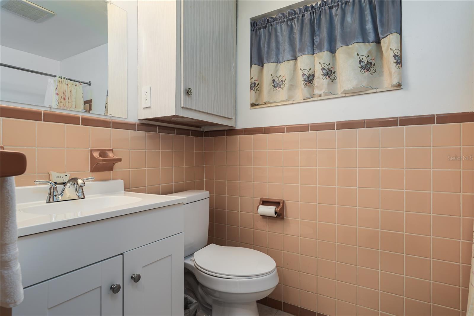 OAK MANOR - Residential