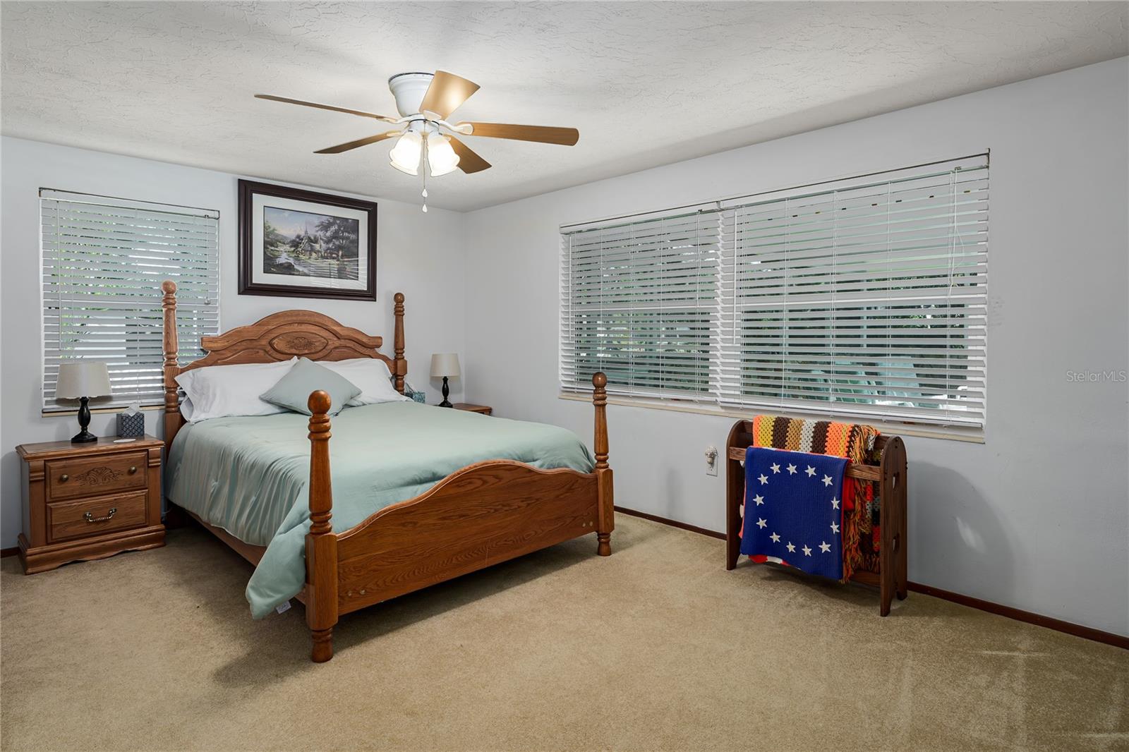 OAK MANOR - Residential