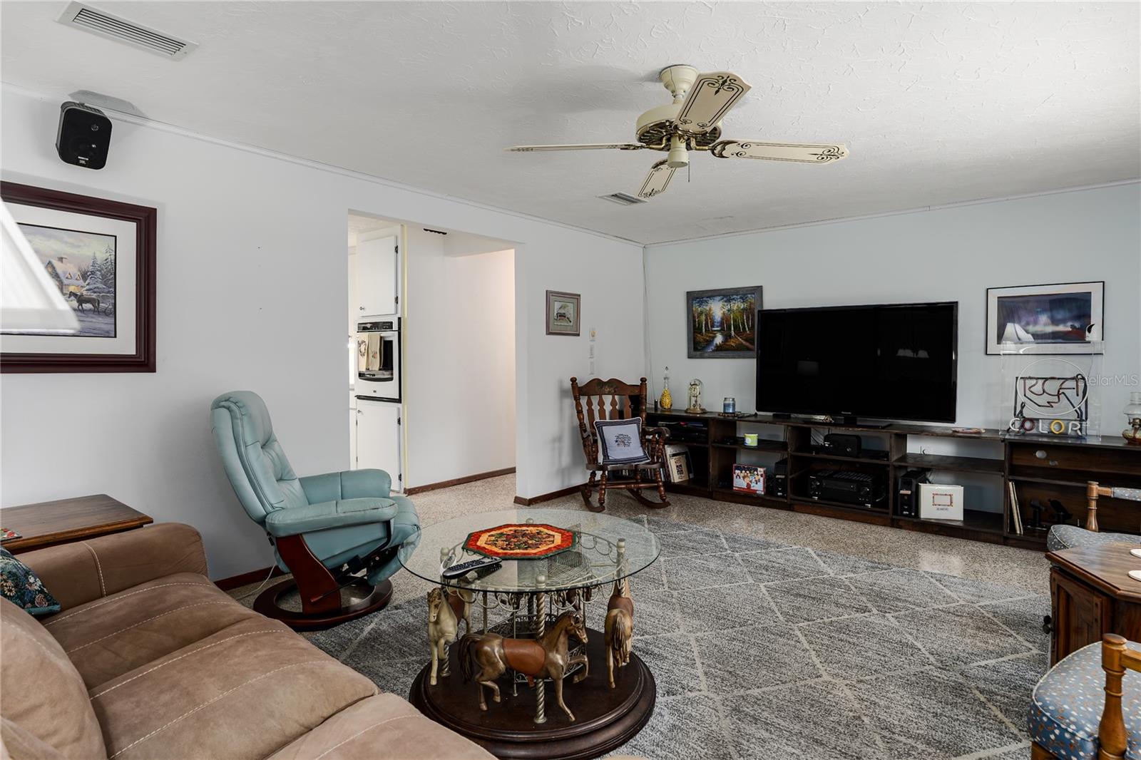 OAK MANOR - Residential