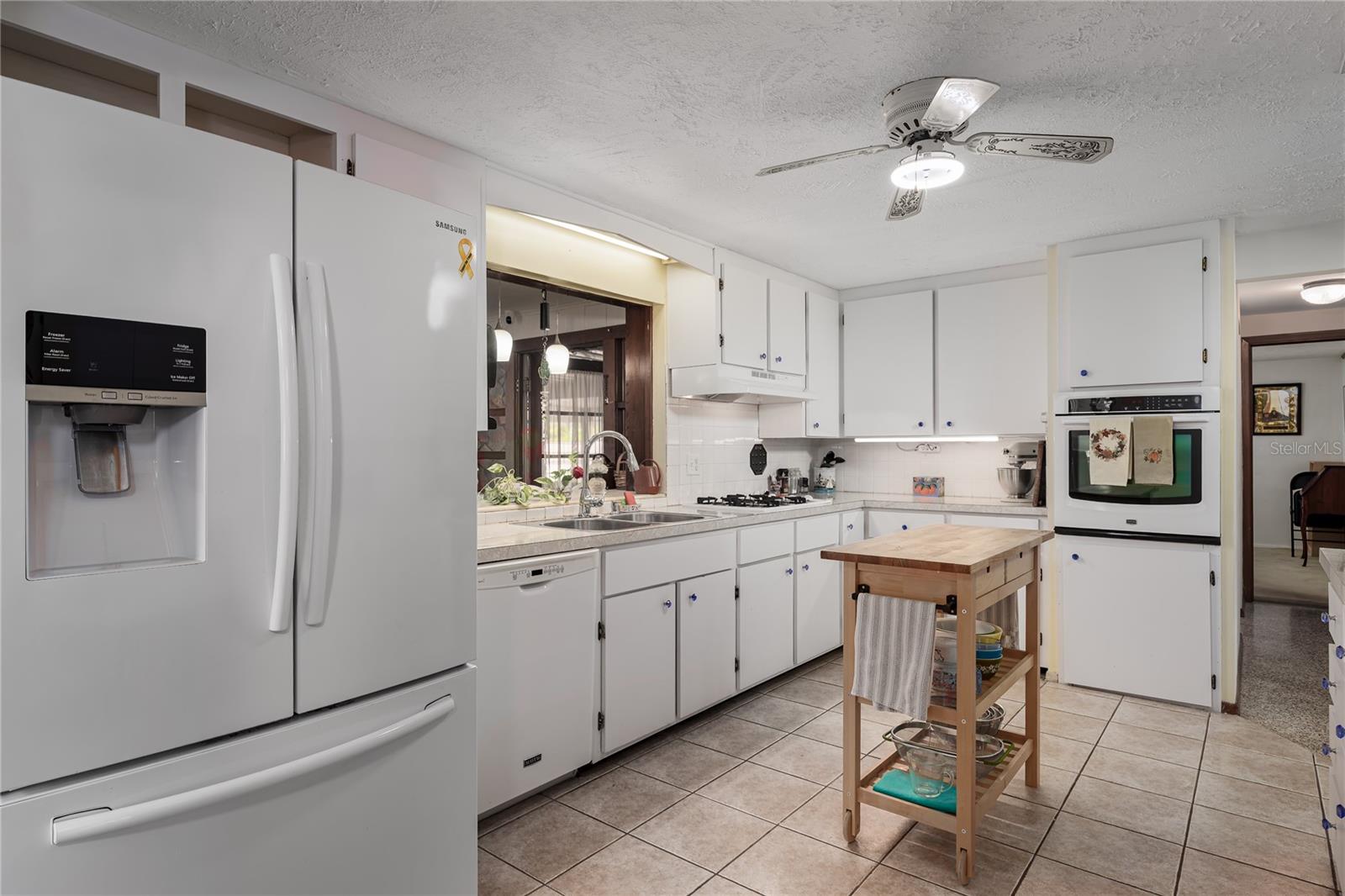 OAK MANOR - Residential