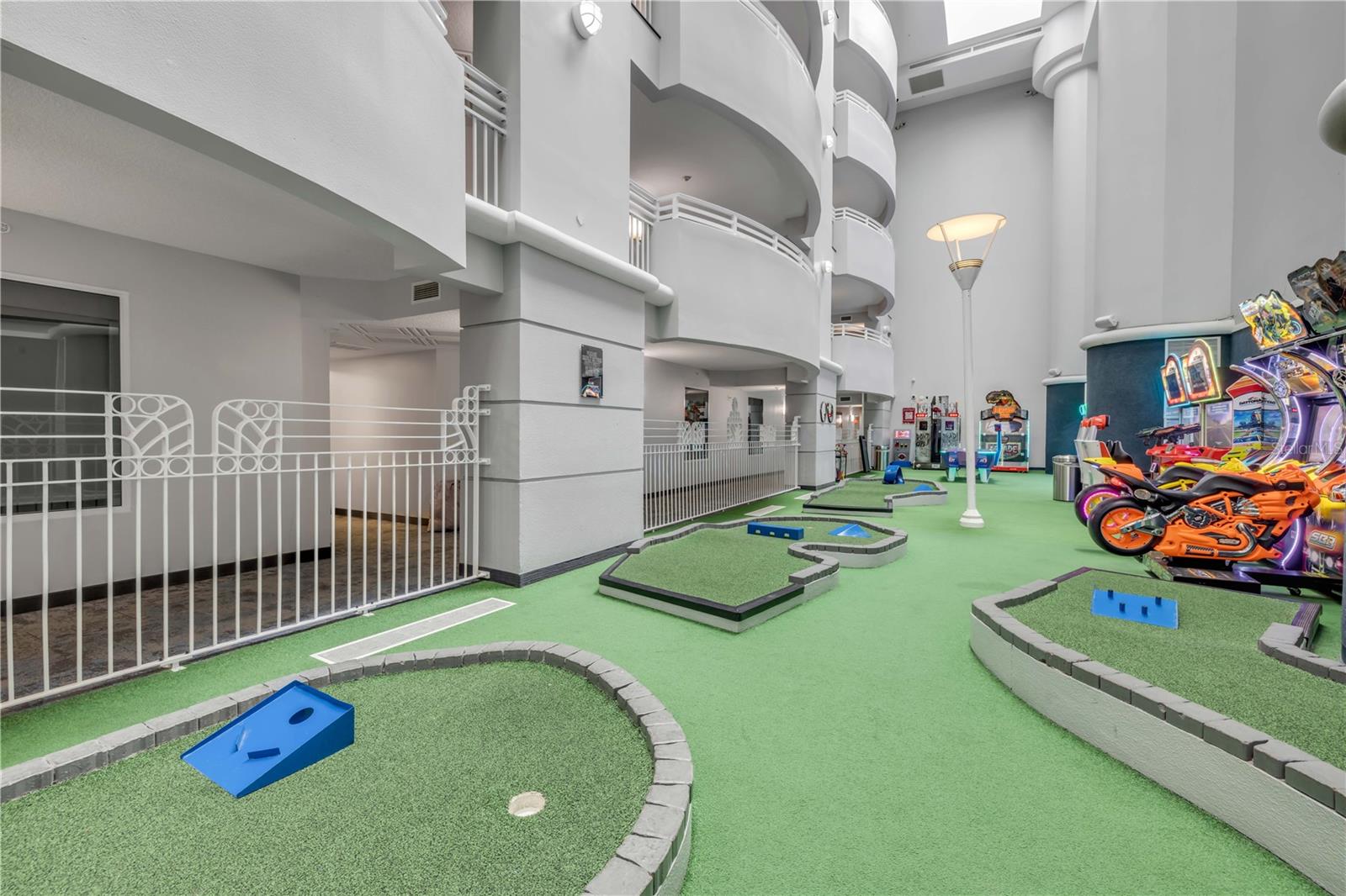 OCEAN WALK 01 DB CONDO - Residential