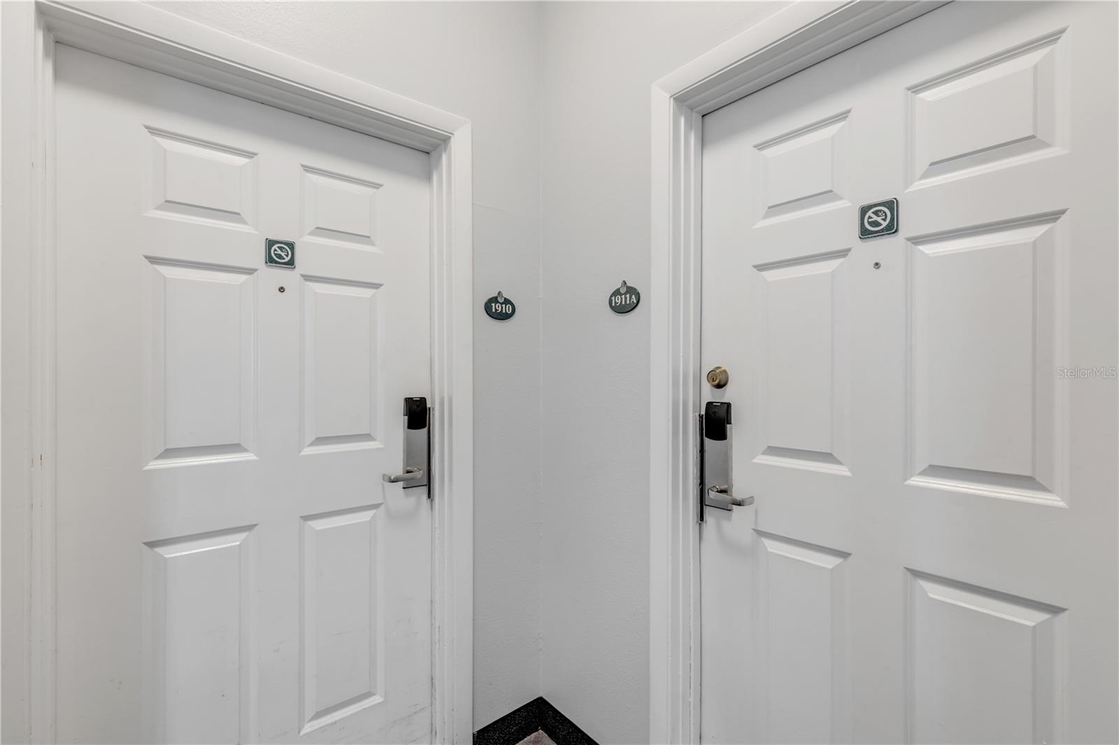 OCEAN WALK 01 DB CONDO - Residential