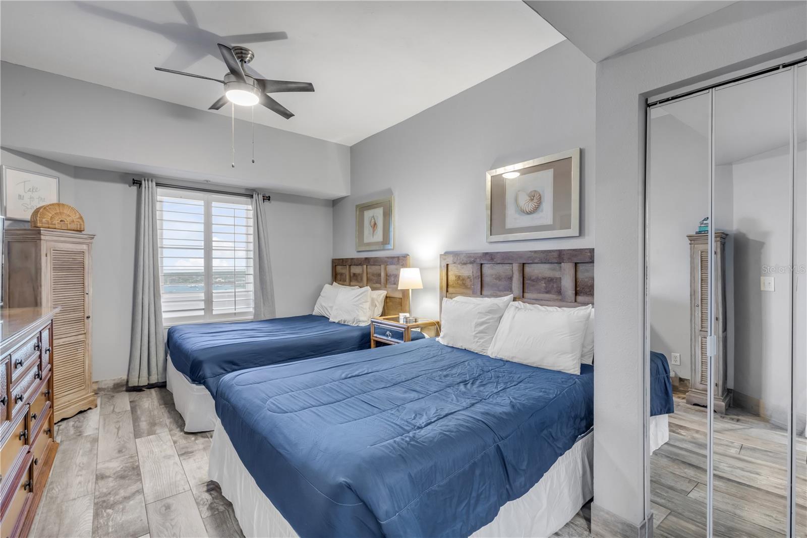 OCEAN WALK 01 DB CONDO - Residential