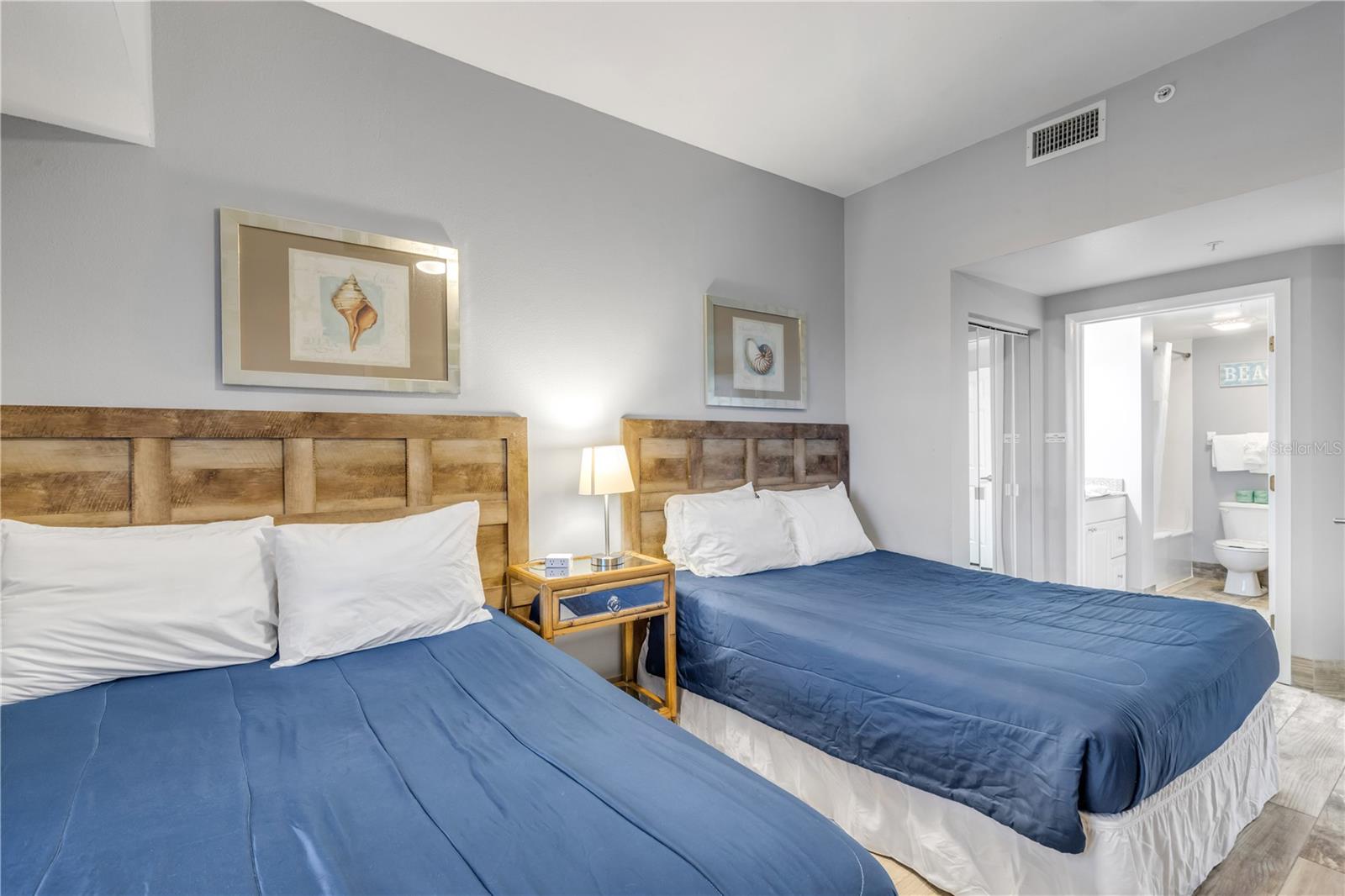 OCEAN WALK 01 DB CONDO - Residential