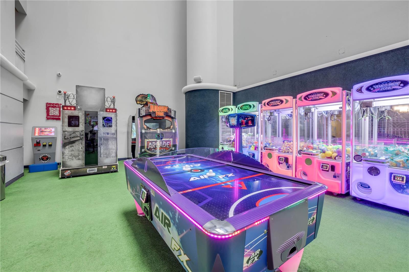 OCEAN WALK 01 DB CONDO - Residential