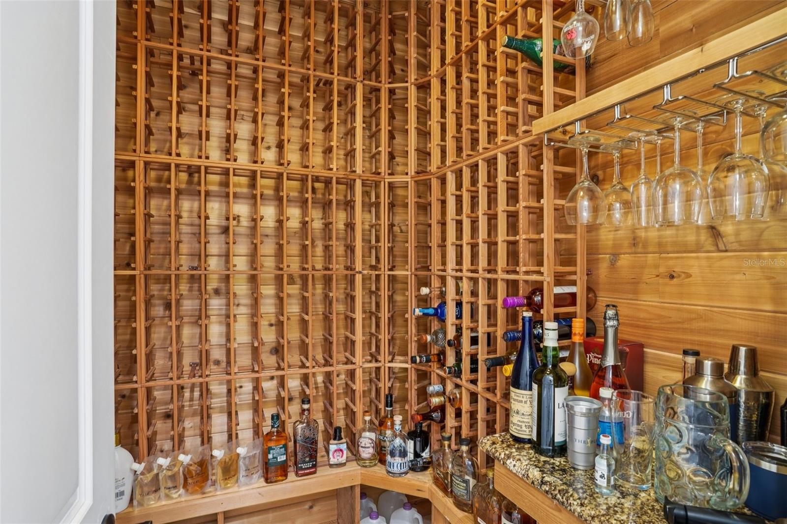 SPRINGS WILLOW RUN SEC THE - Residential