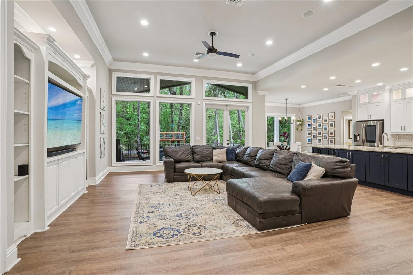 SPRINGS WILLOW RUN SEC THE - Residential