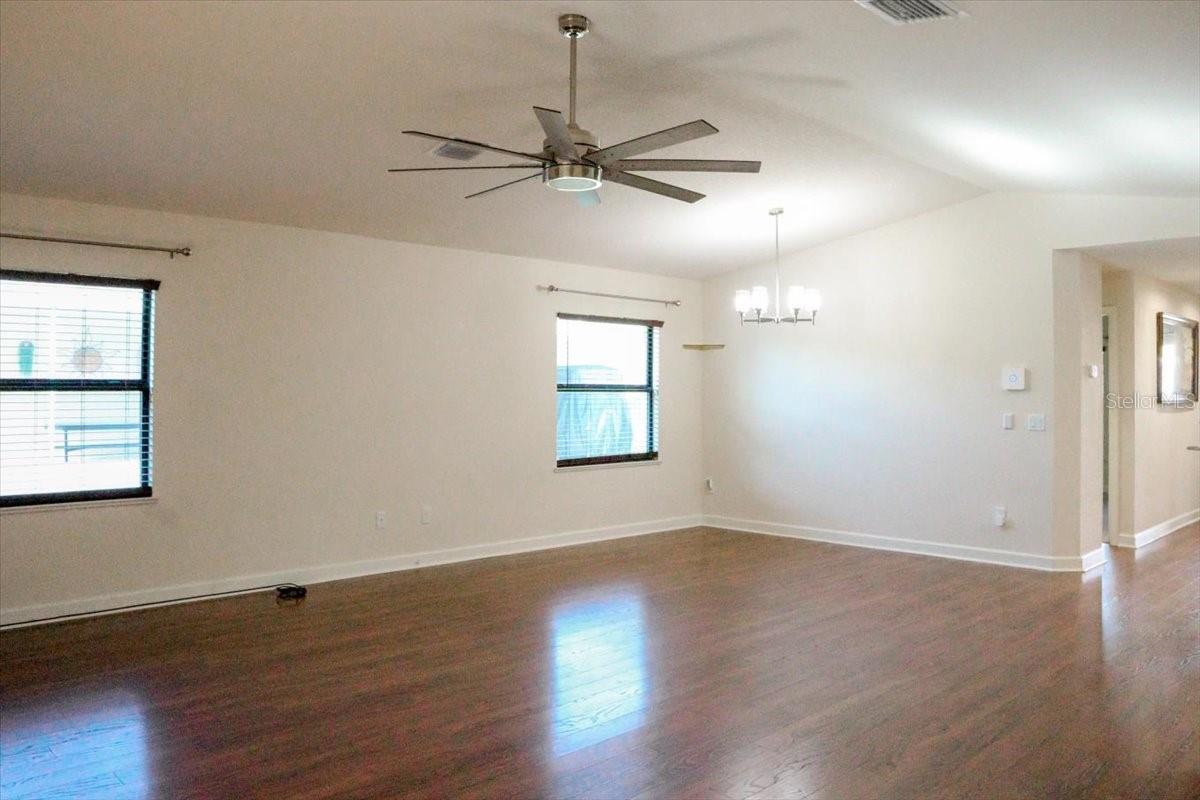 SPANISH LAKES FAIRWAYS LEASEHOLD ESTATES - Residential