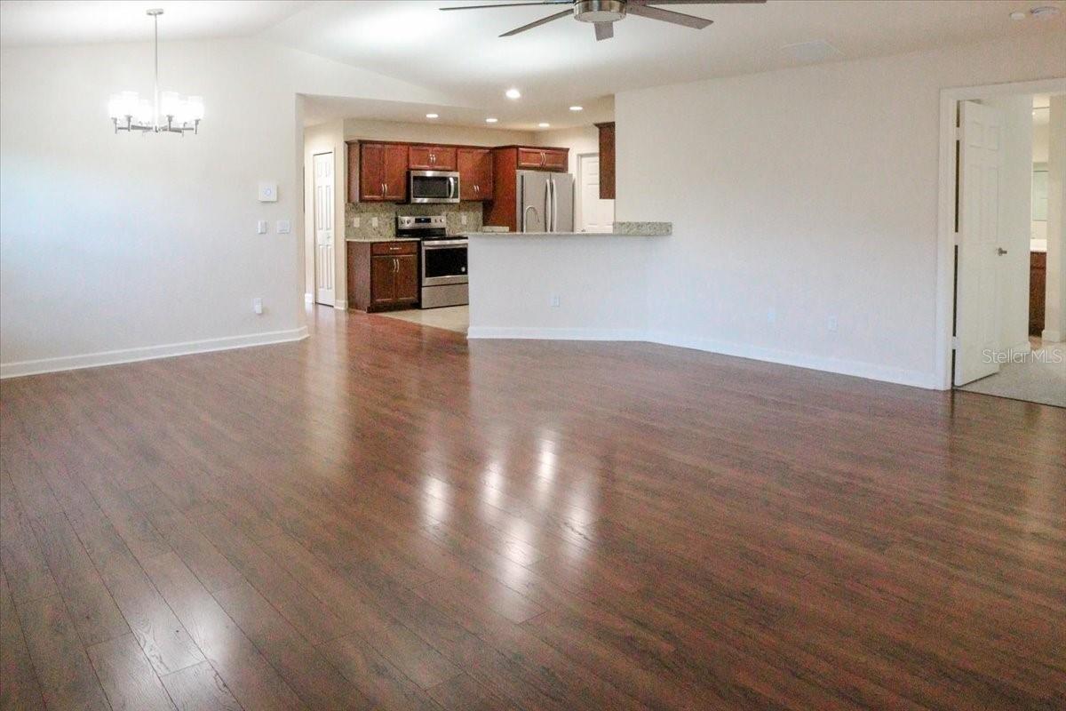 SPANISH LAKES FAIRWAYS LEASEHOLD ESTATES - Residential