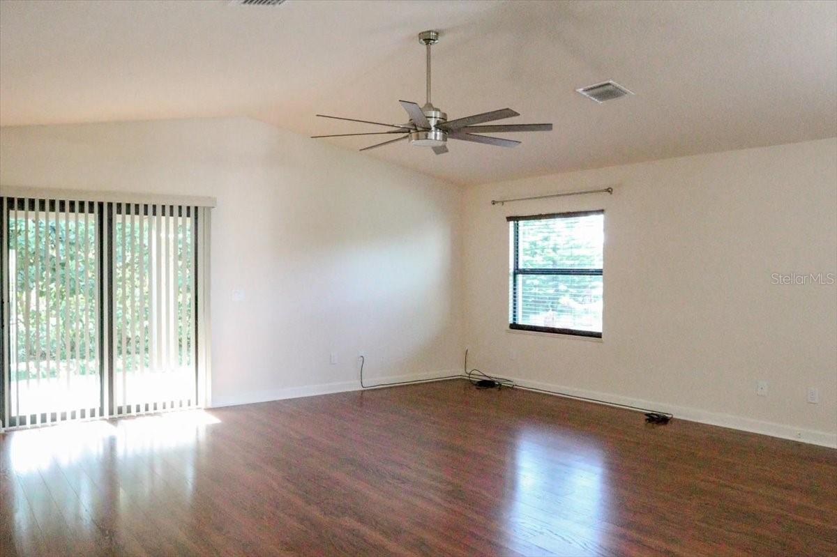 SPANISH LAKES FAIRWAYS LEASEHOLD ESTATES - Residential