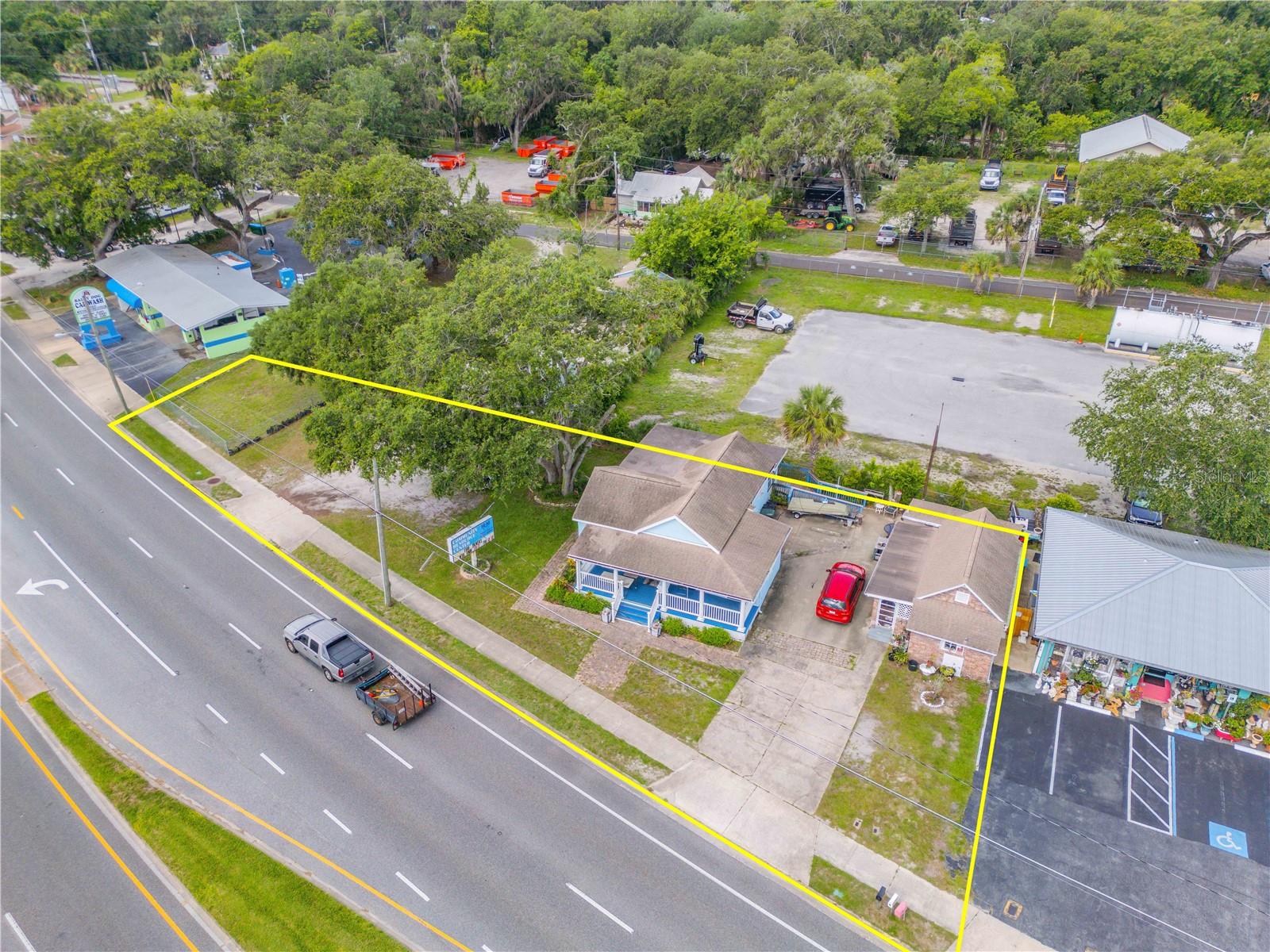 524 N DIXIE FREEWAY