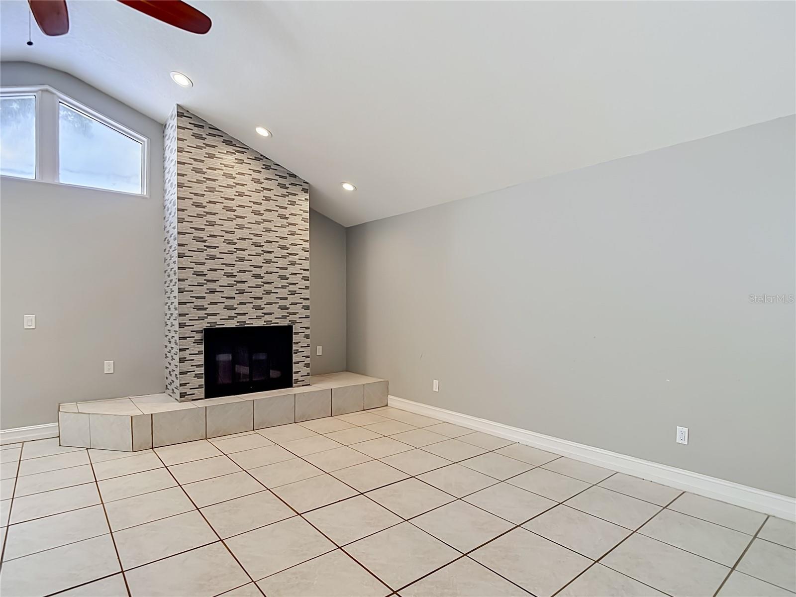 NORTHDALE SEC F UNIT 1 - Residential