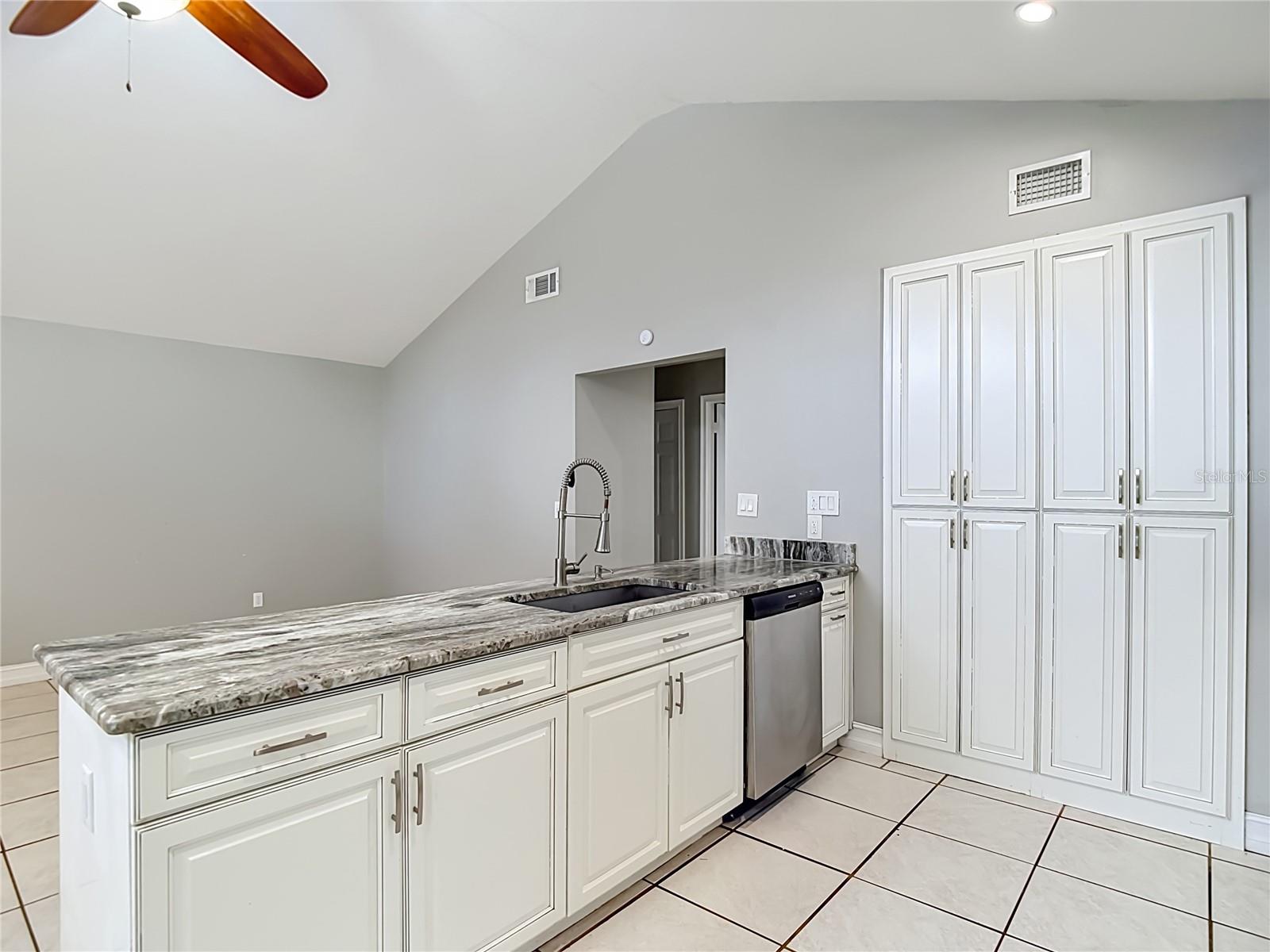 NORTHDALE SEC F UNIT 1 - Residential
