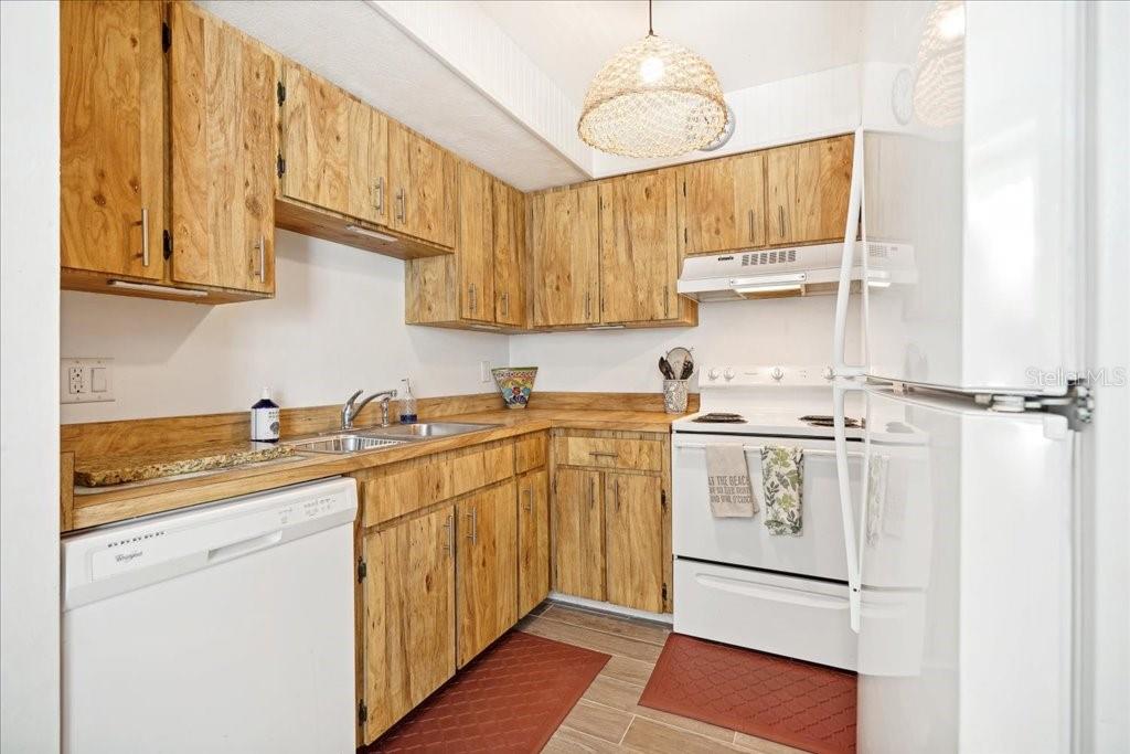 Photo 9 of 32 of 3507 S CENTRAL AVENUE townhome