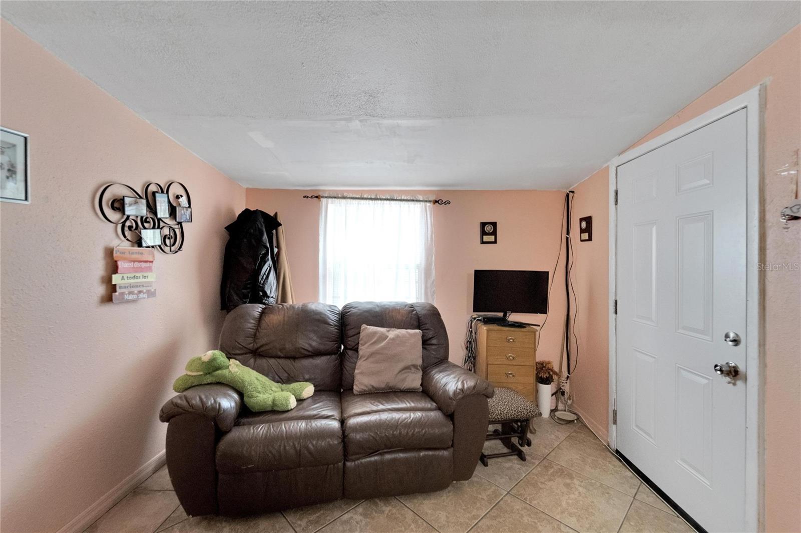 TEMPLE CREST UNIT 1 - Residential