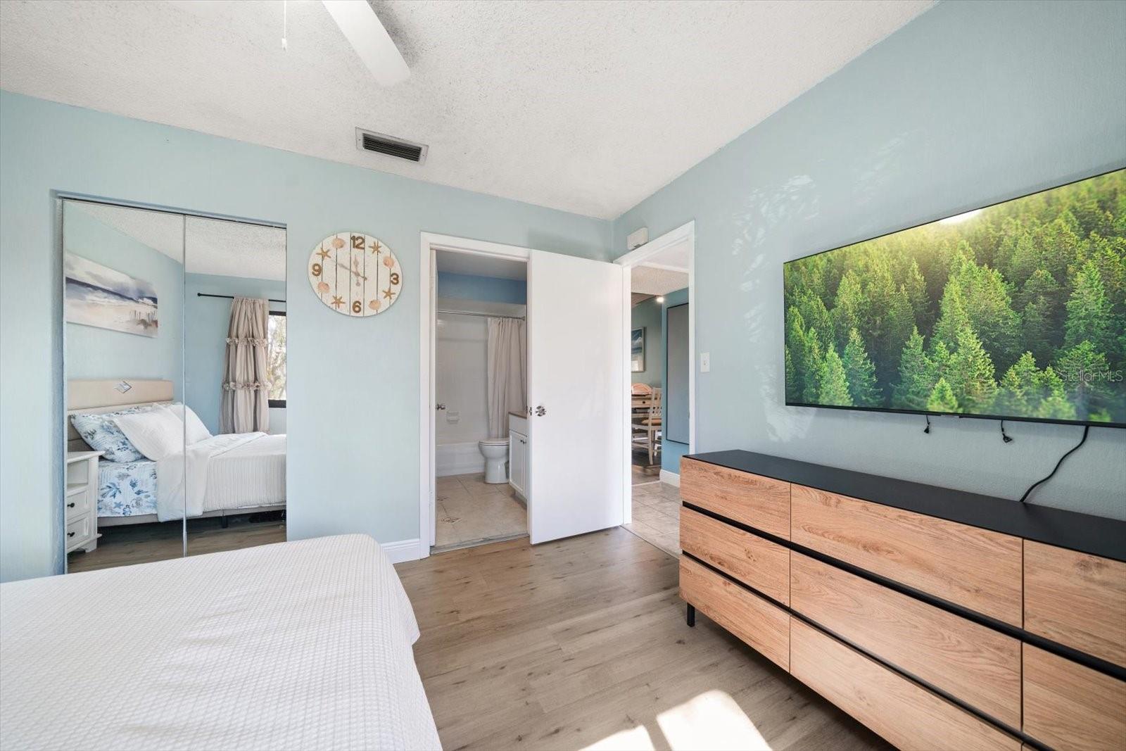 TIMBERWOODS CONDO - Residential