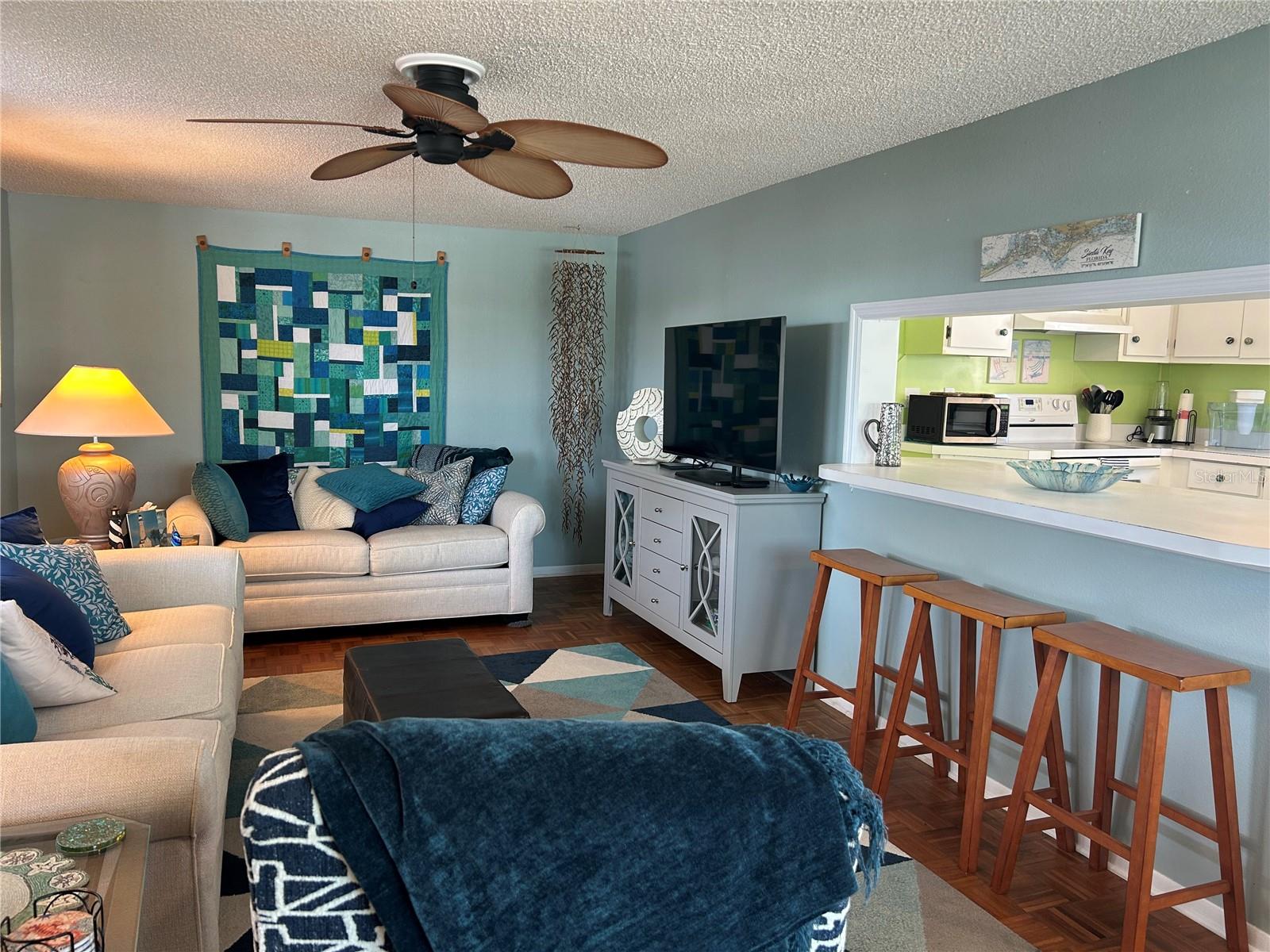 TRI-PAR ESTATES - Residential