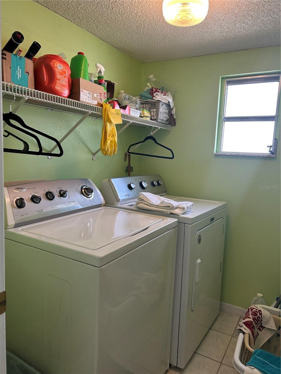 TRI-PAR ESTATES - Residential