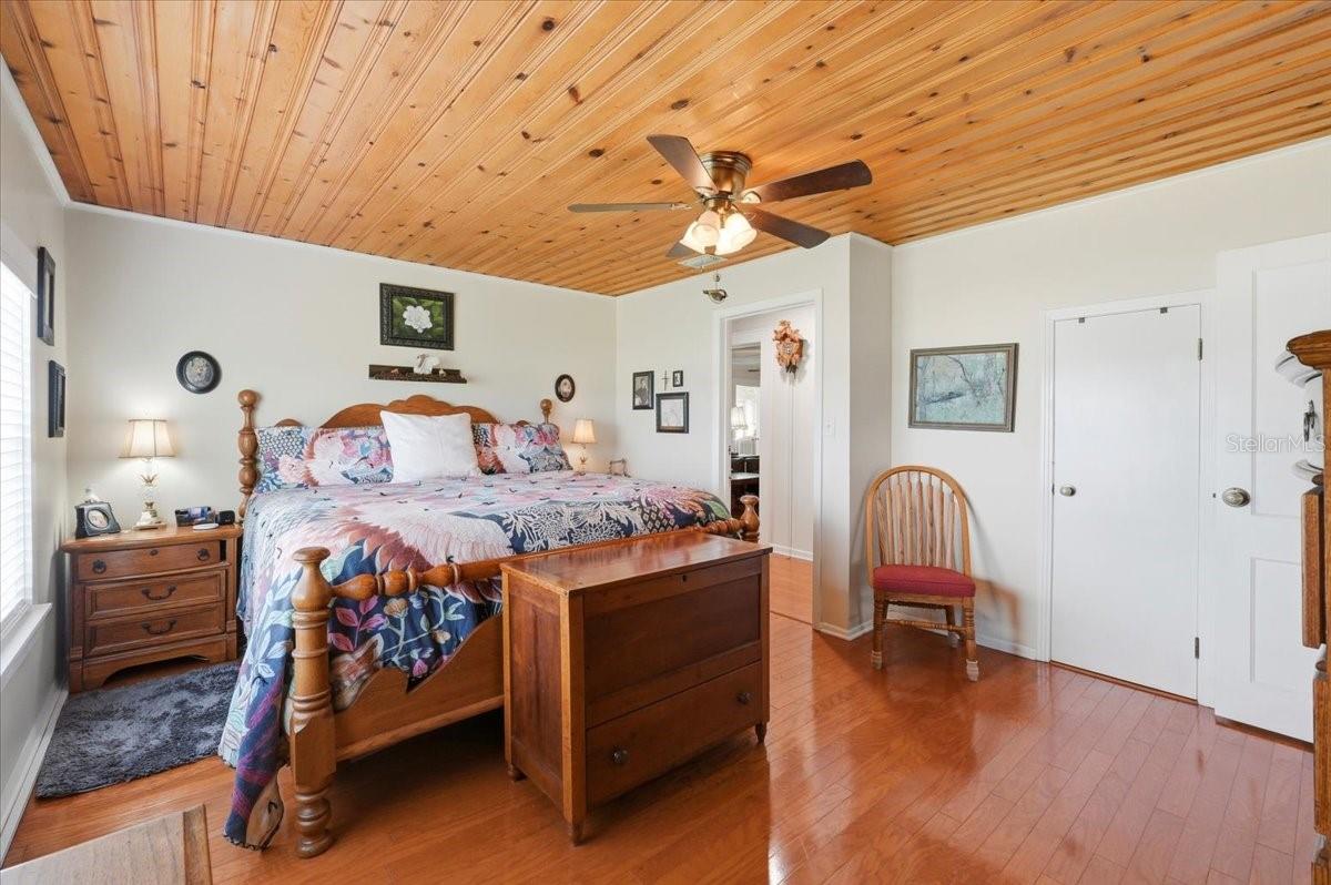 NO SUBDIVISION - Residential